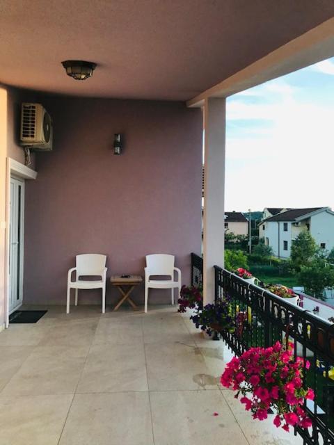 Apartman Mona Podgorica Extérieur photo