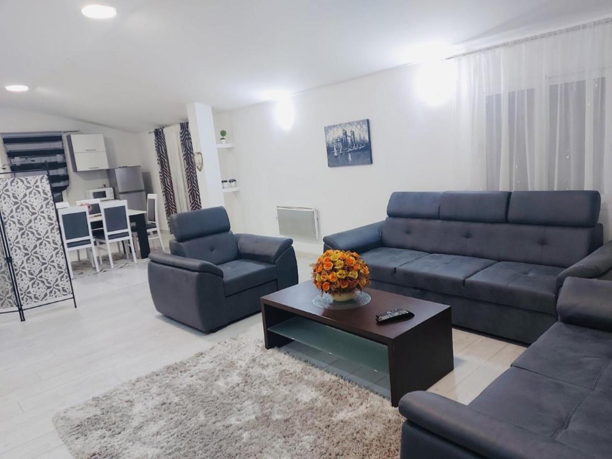 Apartman Mona Podgorica Extérieur photo